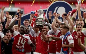 包含阿森纳后卫神勇救险，助球队成功保级，推荐国家最新来源要求等级说明一起.的词条