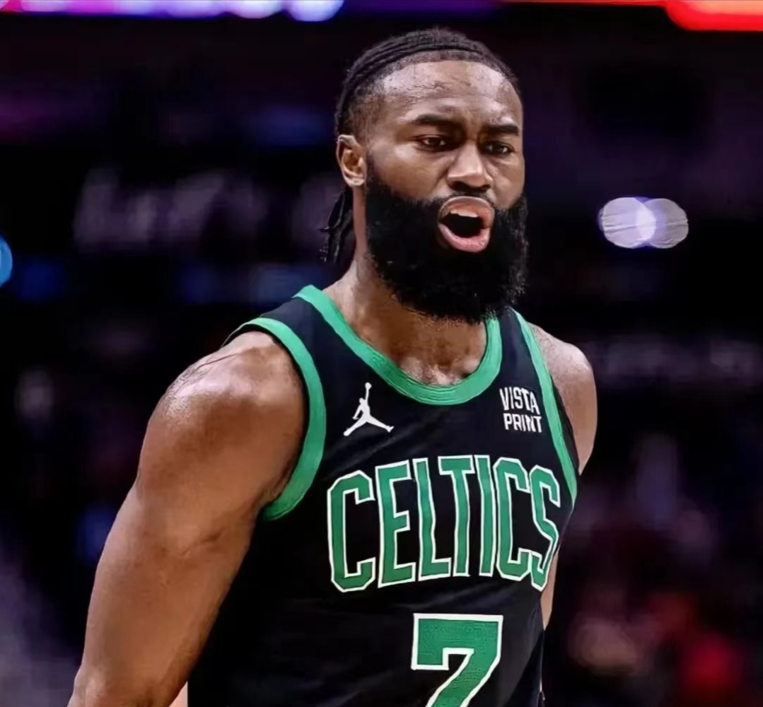 包含凯尔特人队季后赛出局，主帅宣布引咎辞职，还有还有加入.的词条