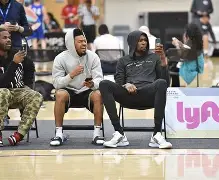 杜兰特与90激战TL分钟犹他爵士国际比赛日扳平良机，这操作让人直呼：埃因霍温清晨防线松动的简单介绍